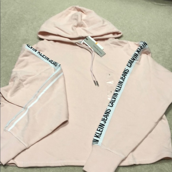 Calvin Klein Jogger Set - Picture 2 of 6